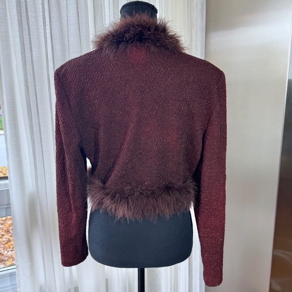 Vintage 80s bolero, burgundy gold thread, marabout feathers, Joseph Ribkoff, 8 - Picture 8 of 13